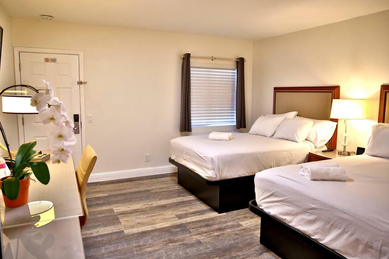 Travelodge By Wyndham Crescent City Esterno foto